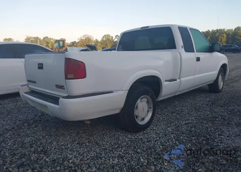 2002 GMC Sonoma Sls from USA, damaged, VIN 1GTCS19W828203260